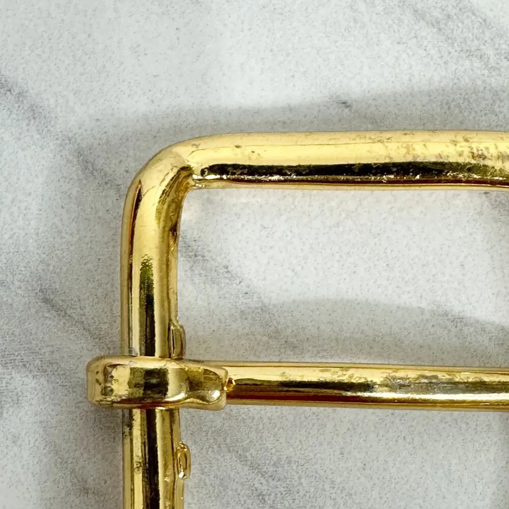 Gold Tone Rounded Simple Basic Belt Buckle - Picture 7 of 9